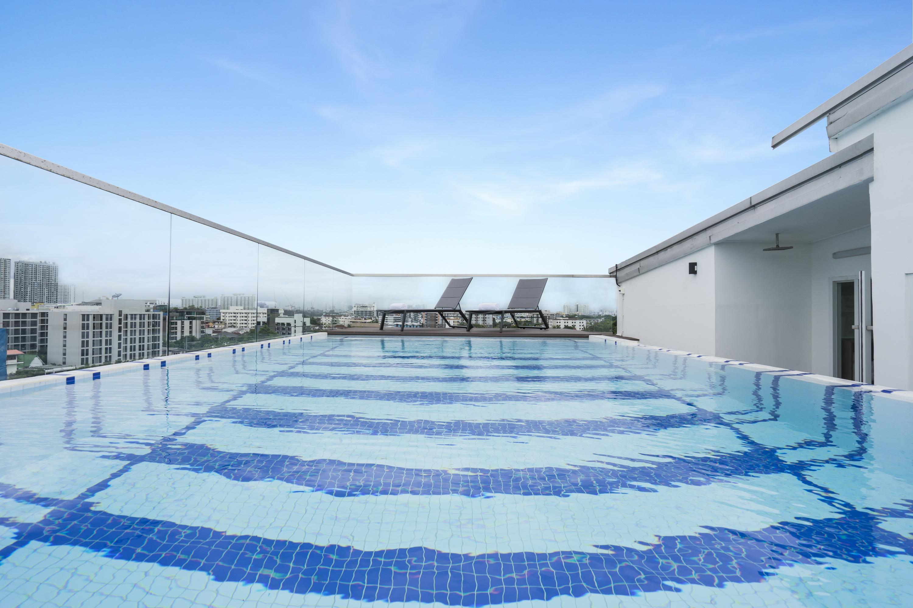 Hotel Amber Sukhumvit 85 Bangkok Dış mekan fotoğraf