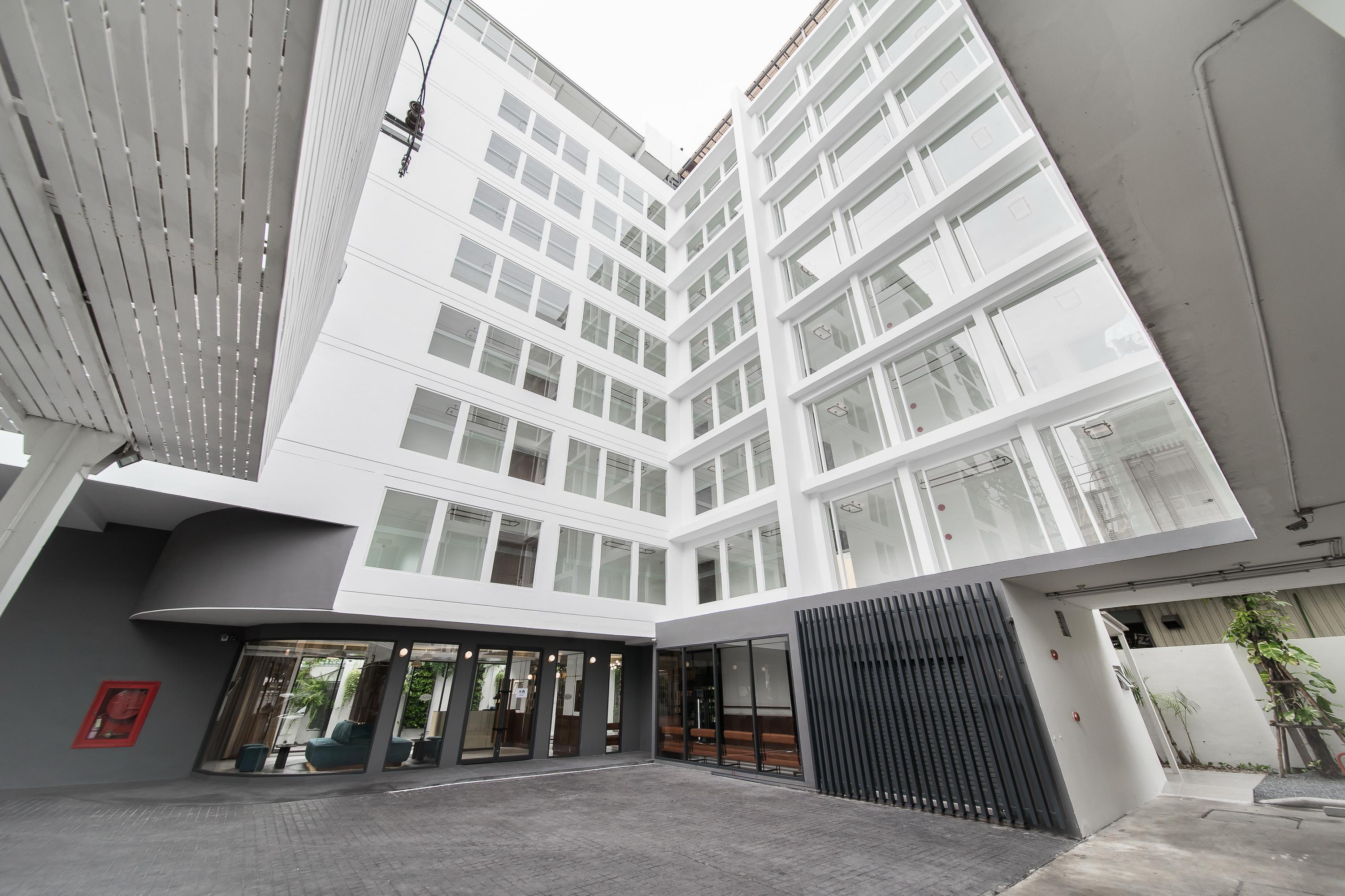 Hotel Amber Sukhumvit 85 Bangkok Dış mekan fotoğraf
